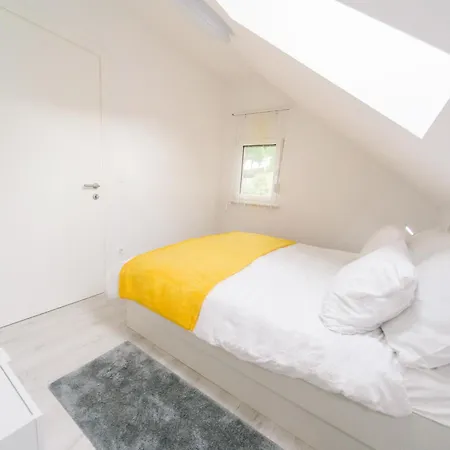 Apartma Ro-ze Bistrica ob Sotli