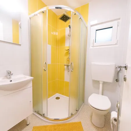 Apartma Ro-ze * Bistrica ob Sotli